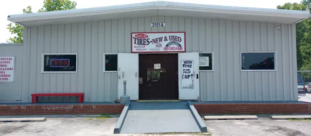 Oaks Road Bargain Den Inc