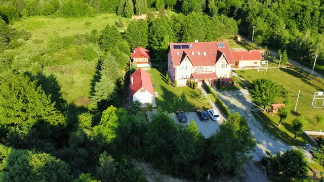 Pensiunea Colt De Rai