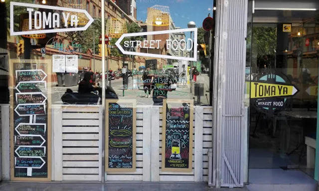 Toma Ya Street Food