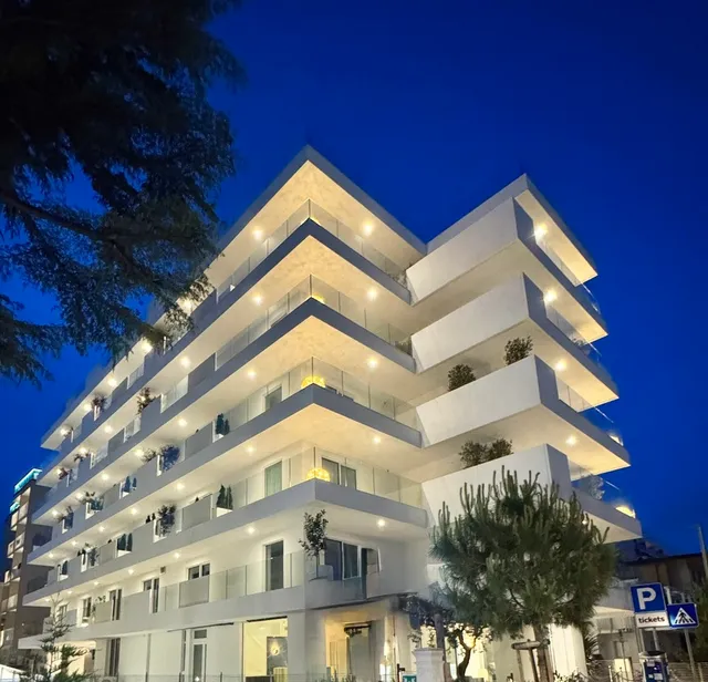 SCHIAVON BEACH PALACE