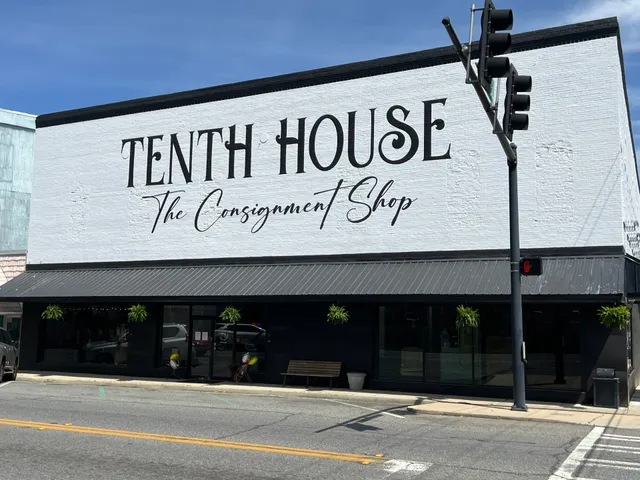 TENTH HOUSE • The Consignment Shop •