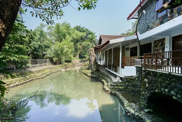 Kost Singgahsini Milana (female only)