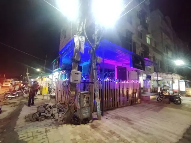 APNA THIKANA CAFE.
