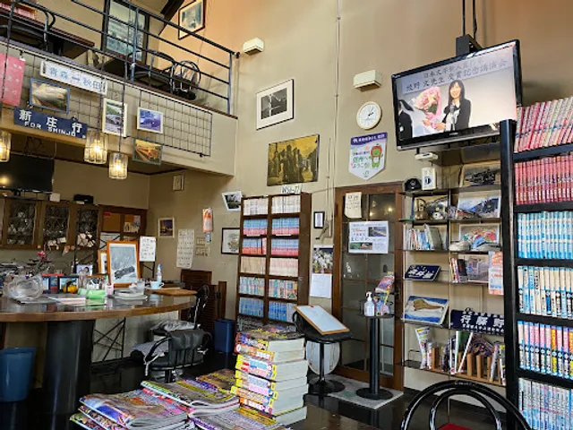 カフェ ド トレイン