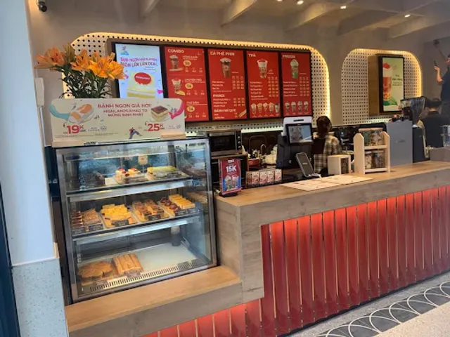 Highlands coffee Hateco Apollo