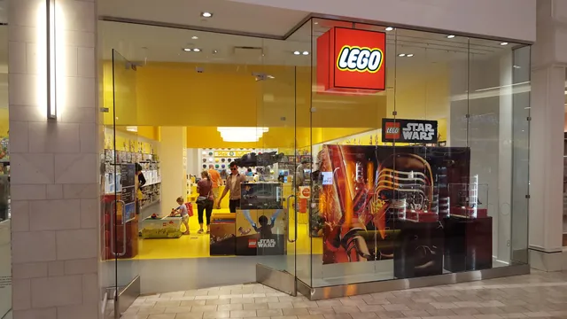 The LEGO® Store Southcenter