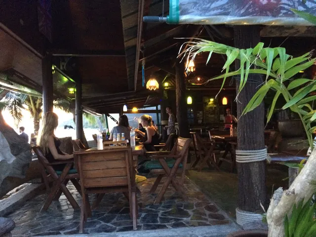 SEASIDE SUNSET bar (Haad Rin West)