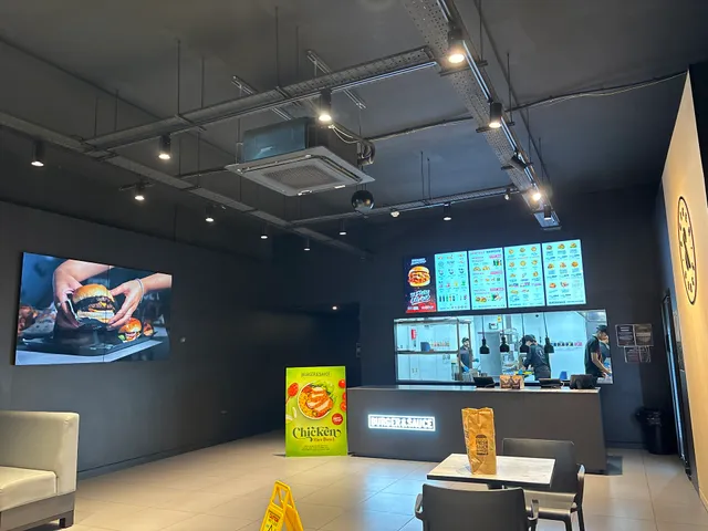 BURGER & SAUCE - Bearwood Road