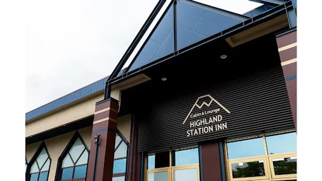 CABIN & LOUNGE HIGHLAND STATION INN