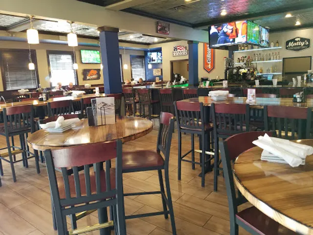 Matty's Sporthouse Grill