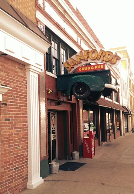 Sanford's Grub & Pub