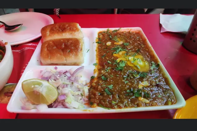 Mahalaxmi Bhaji Pav (Shree Raj)