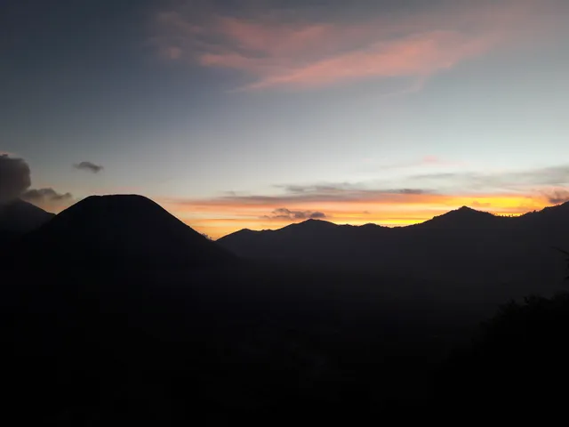 Gunung Cemorolawang