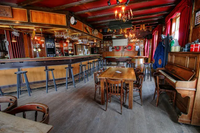 Café 't Tram Station