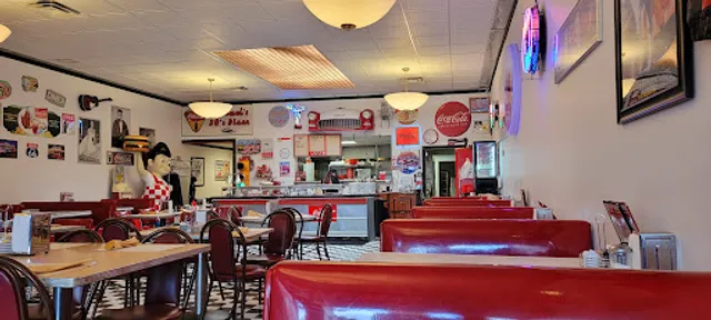 Michael’s 50’s Diner