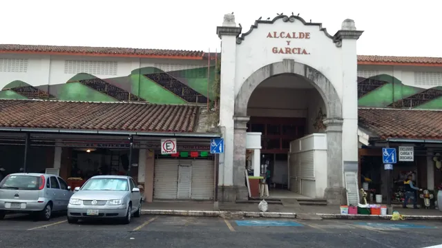 Market Mayor and García