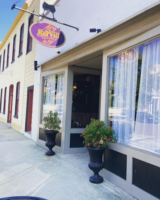 Bar Vin Wine & Spirits