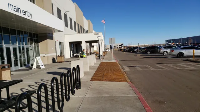 Amazon - DEN2 AURORA CO