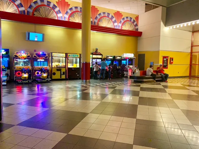 AMC New Brunswick 18