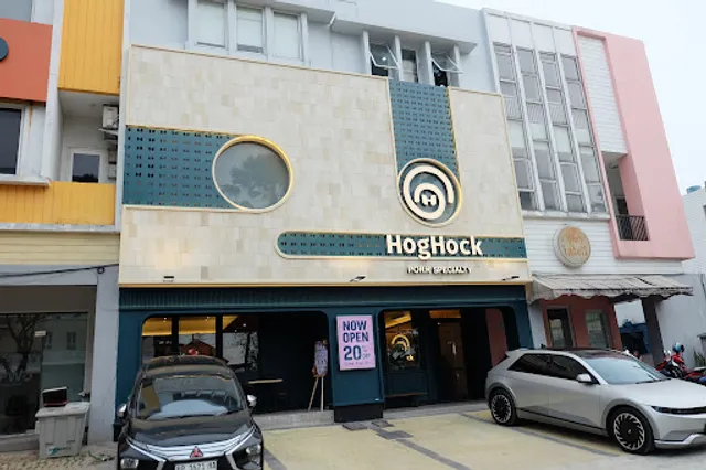 Hoghock, Gading Serpong