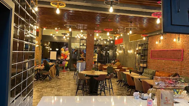 Belchicken Heist-Op-Den-Berg