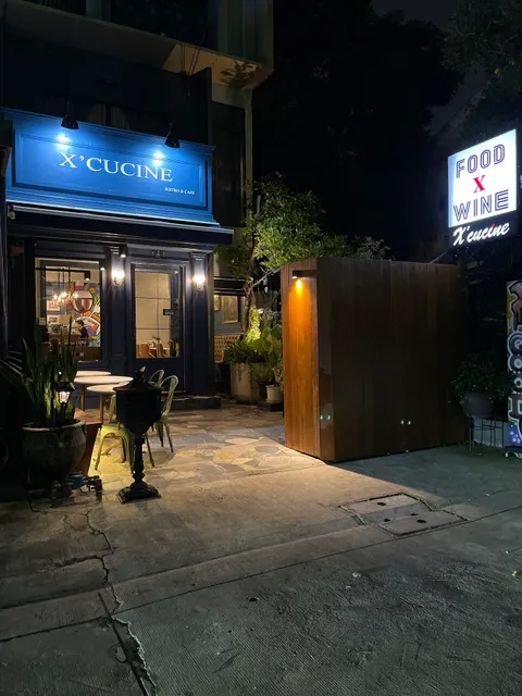 X’Cucine Bistro and Cafe, เอ็กซ์ คูซีน บิสโตร แอนด์ คาเฟ่