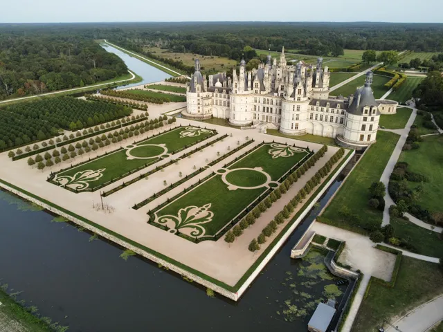 Parking P2 • Château of Chambord