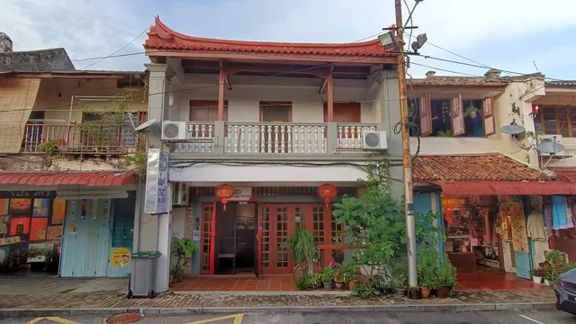 Sayang-Sayang Guest House