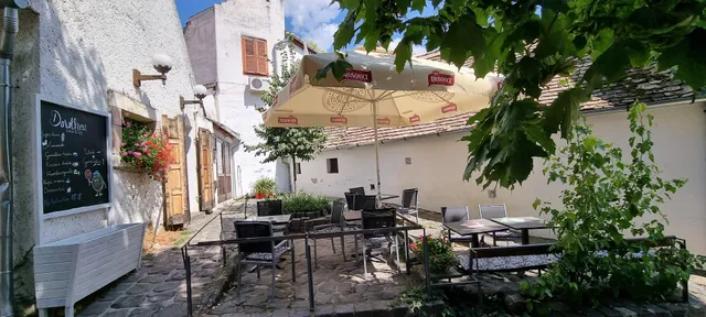 Dorothea Bistro & Café