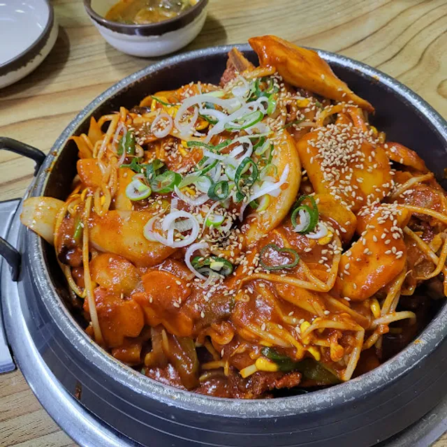 뚱딴지감자탕해장국