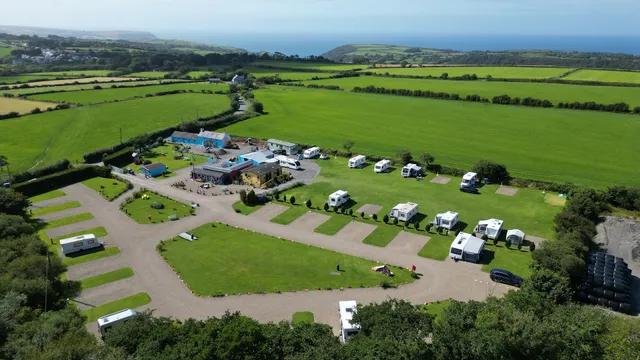 Brynawelon Touring & Camping Park