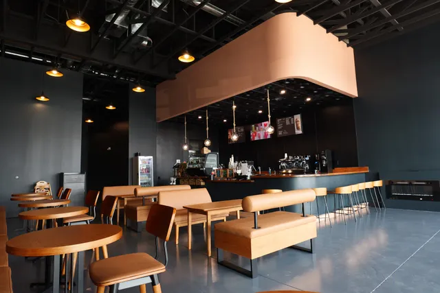 The Daily Grind Coffee and Ice Cream Shop