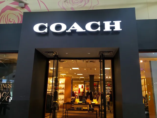 COACH Outlet