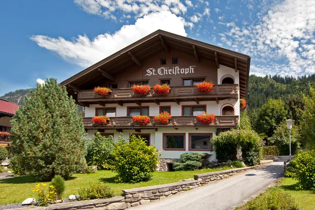 Gästehaus St. Christoph – Ferienwohnungen Mayrhofen