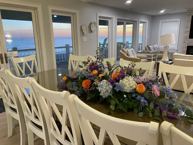 Petal Pushers Flowers & Art Gallery