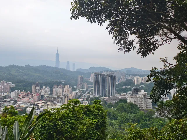 Xianjiyan Maitian Trailhead