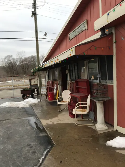 Riverside Centre Antique Mall