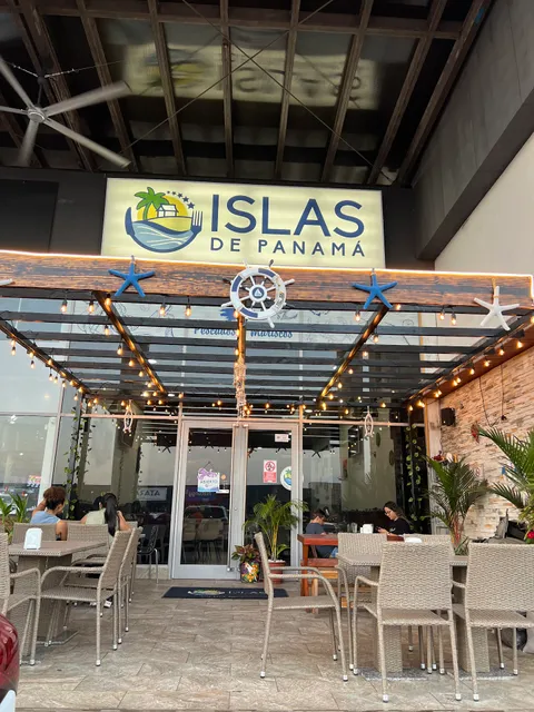 Islas de Panamá Uniplaza Costa Verde