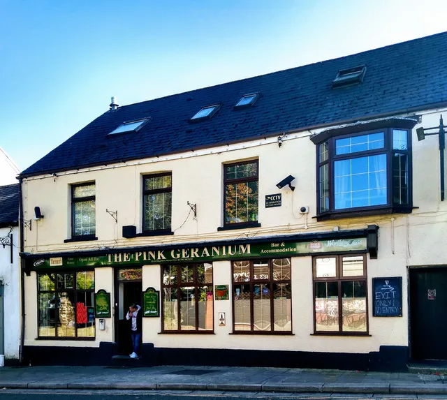 Pink Geranium Village Hotel