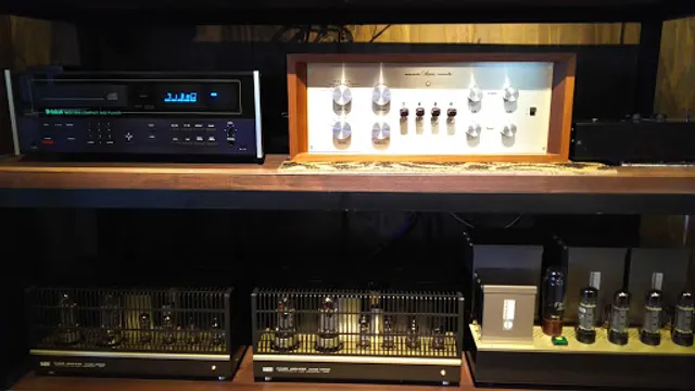 昭和モダン珈琲茶楽音。本店