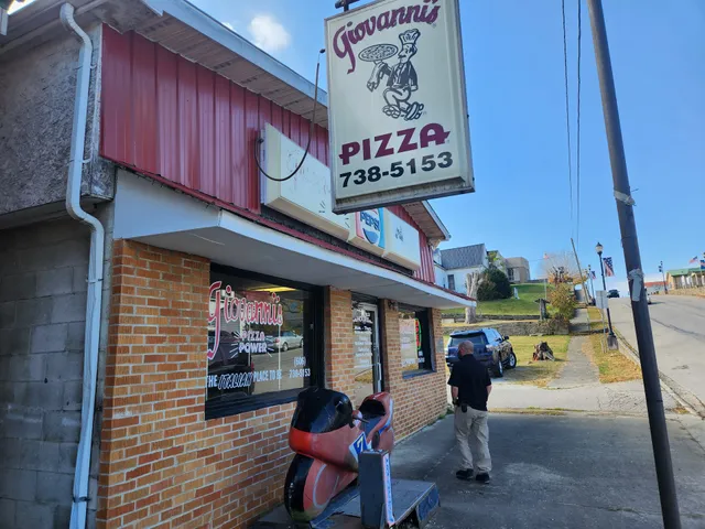 Giovanni's Pizza