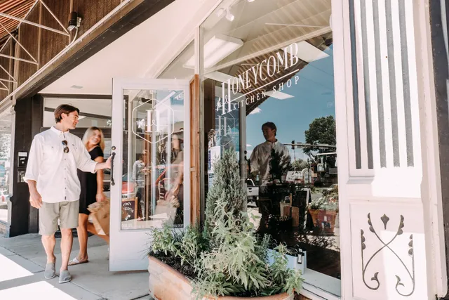 Honeycomb Kitchen Shop