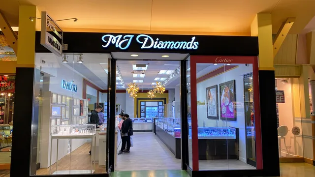 MJ Diamonds + PANDORA - Great Lakes Crossing