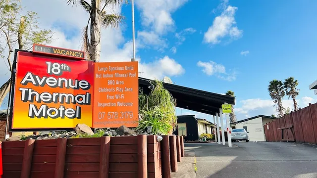 18th Avenue Thermal Motel