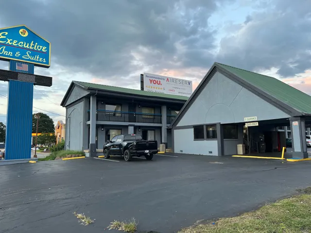 Executive Inn & Suites