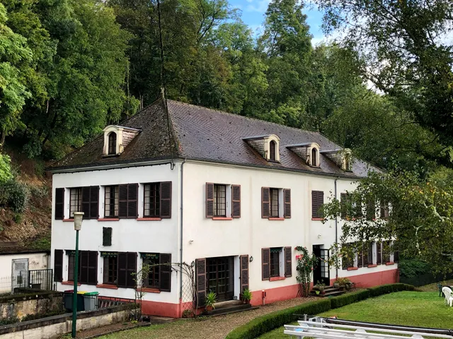Moulin De Belle Isle En Bèze