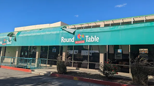 Round Table Pizza