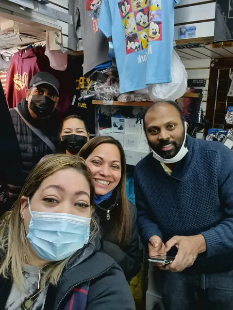 Souvenirs/ Gifts/ Rock 'N'Roll