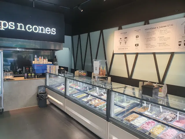 Cups n Cones Middle Park