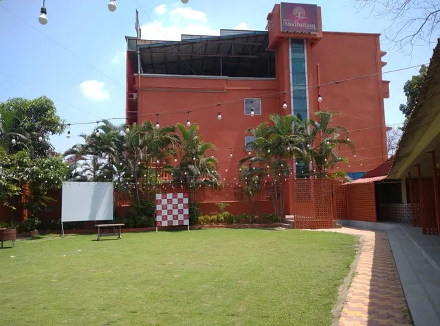 Hotel Madhuban